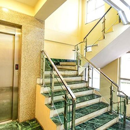 Fabhotel Stay Inn International - Nr Sealdah Station Calcutta  Esterno foto