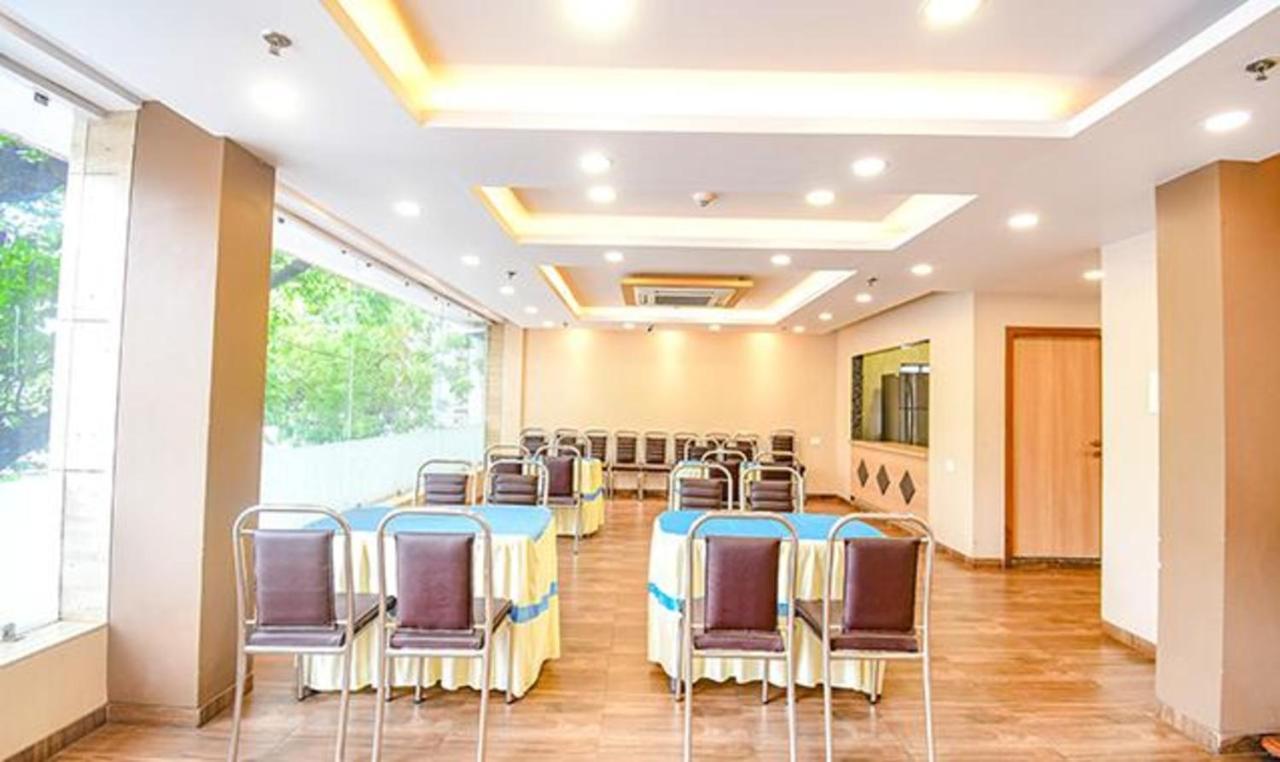 Fabhotel Stay Inn International - Nr Sealdah Station Calcutta  Esterno foto