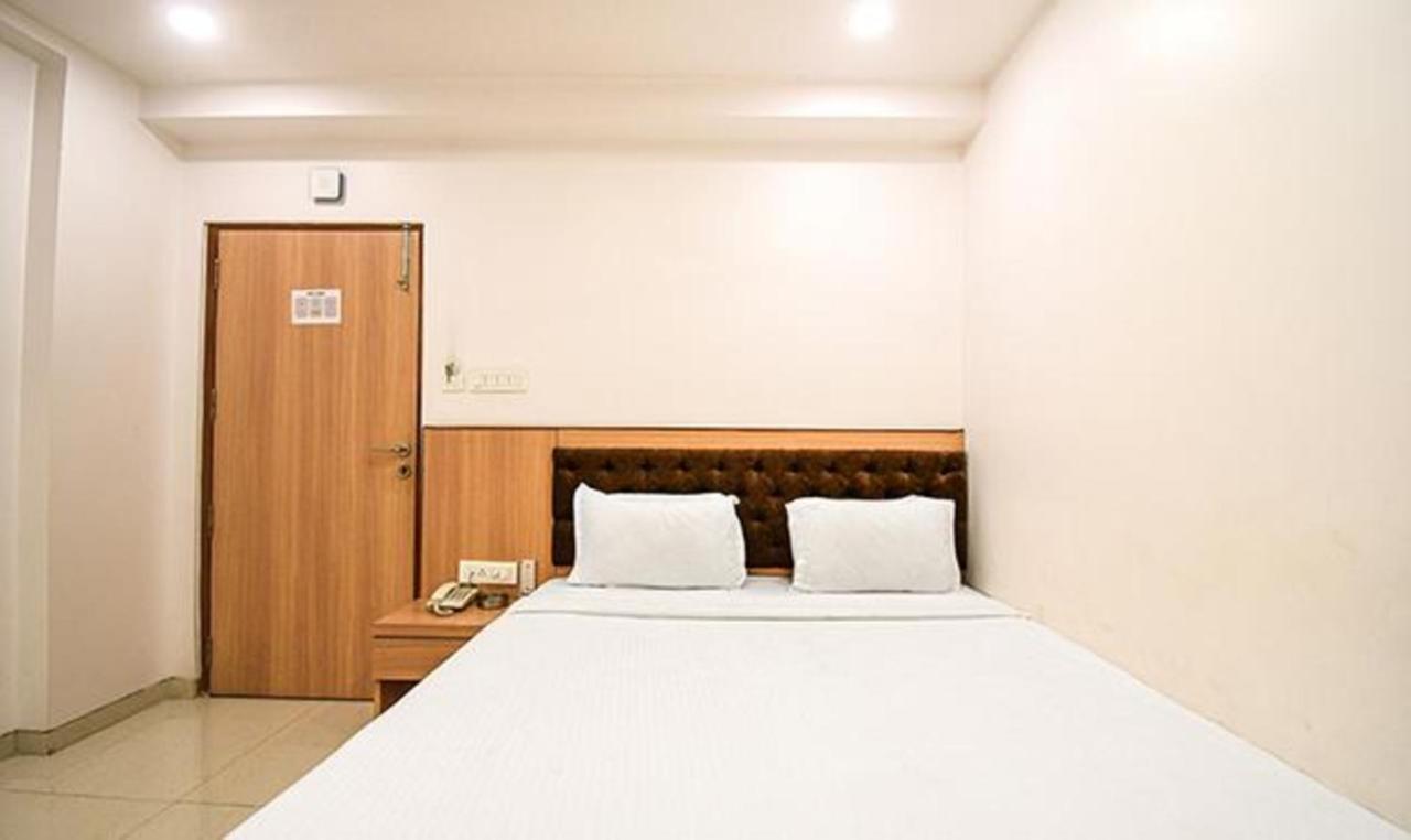 Fabhotel Stay Inn International - Nr Sealdah Station Calcutta  Esterno foto