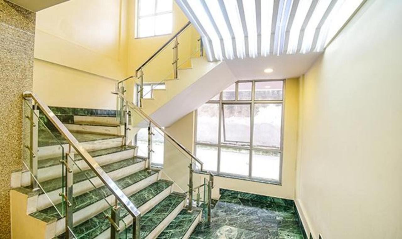 Fabhotel Stay Inn International - Nr Sealdah Station Calcutta  Esterno foto
