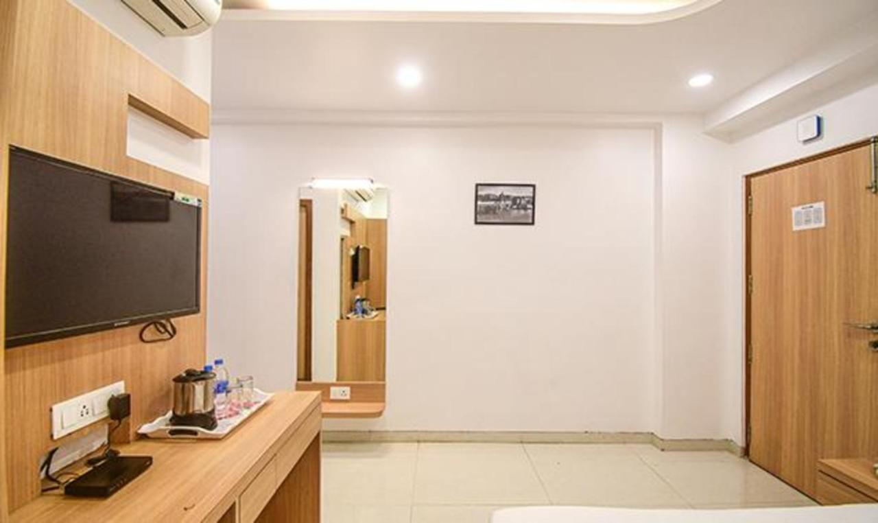 Fabhotel Stay Inn International - Nr Sealdah Station Calcutta  Esterno foto