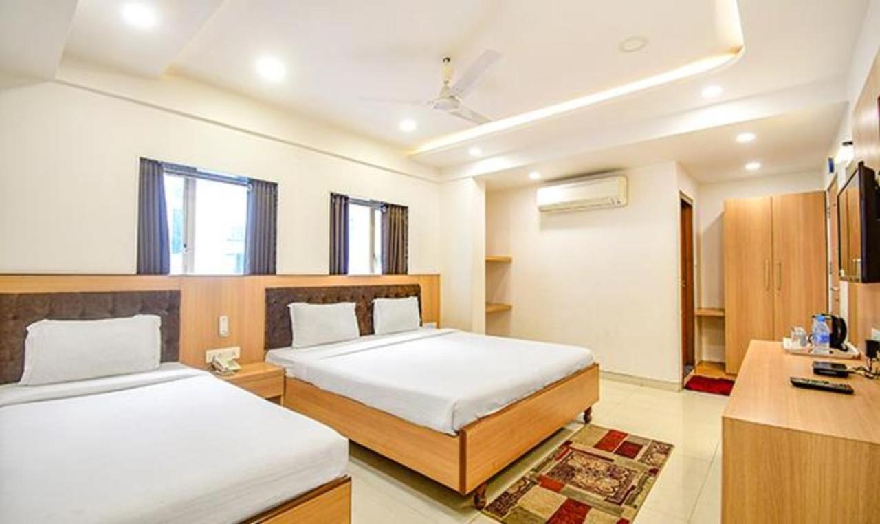 Fabhotel Stay Inn International - Nr Sealdah Station Calcutta  Esterno foto